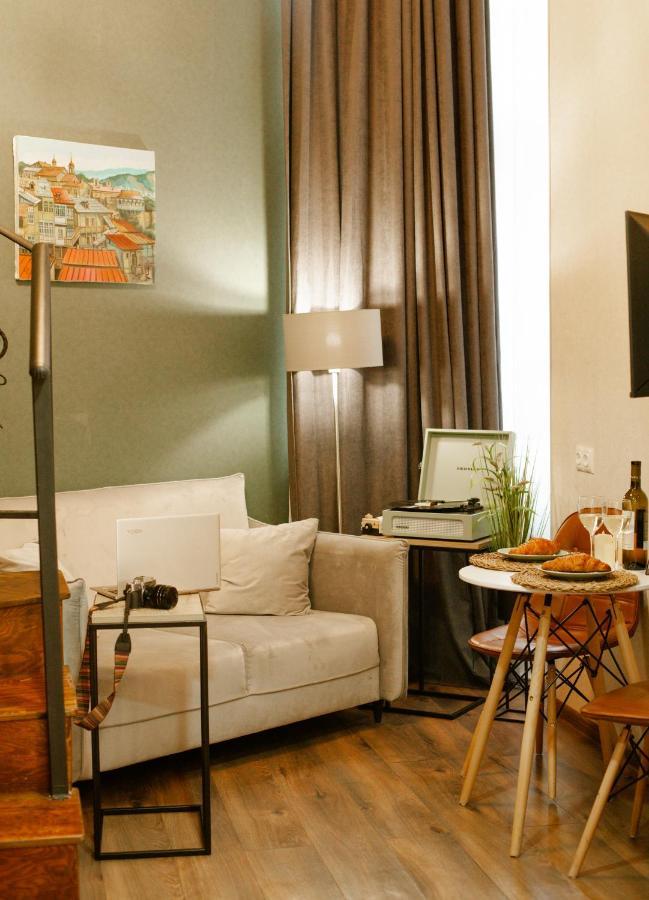 Luxury Duplex Suites - City Center Тбилиси Екстериор снимка