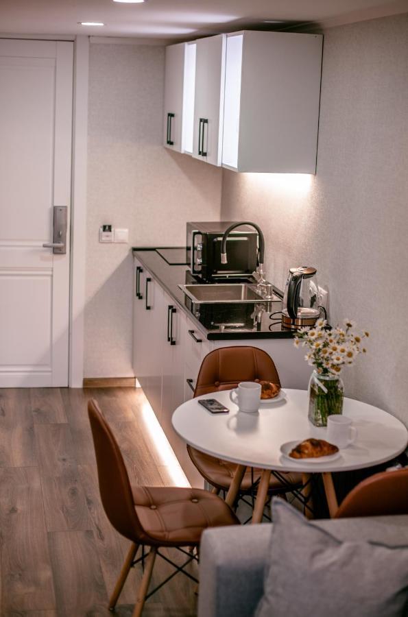 Luxury Duplex Suites - City Center Тбилиси Екстериор снимка